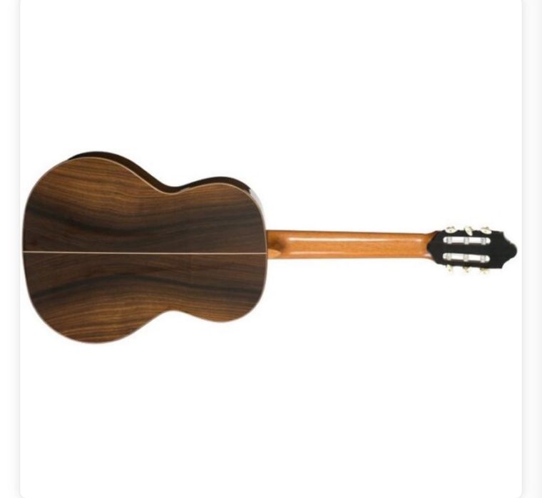 Класическа китара марка Кремона, серия Artist, модел Romida RD-S