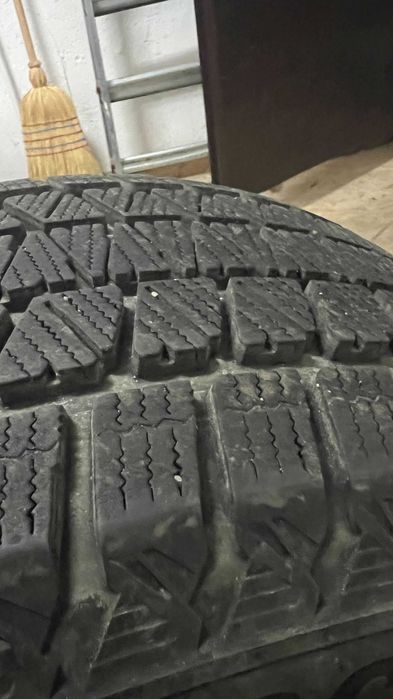 Зимни гуми Bridgestone Blizzak DM-V3 – 285/50 R20 116T. DOT 2021 4броя