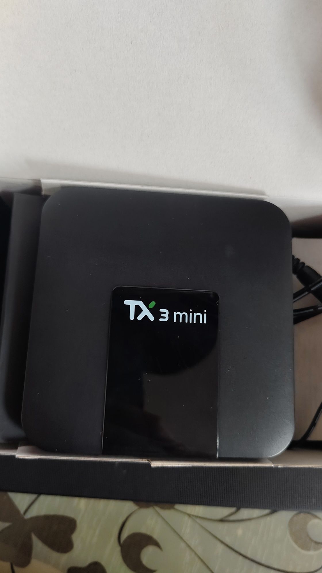 Продам приставку TX3 mini