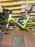 Шосеен велосипед SCOTT foil25