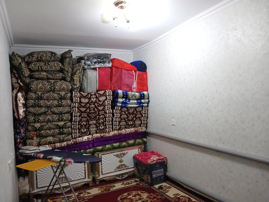 Yangi ta'mirdan chiqqan juda qulay hududdagi fayzli hovli uy sotiladi