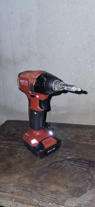 Filetanta biti hilti sid2 + baterie 3 ampeei