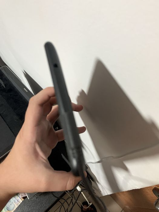 Vand tableta lenovo URGENT!!