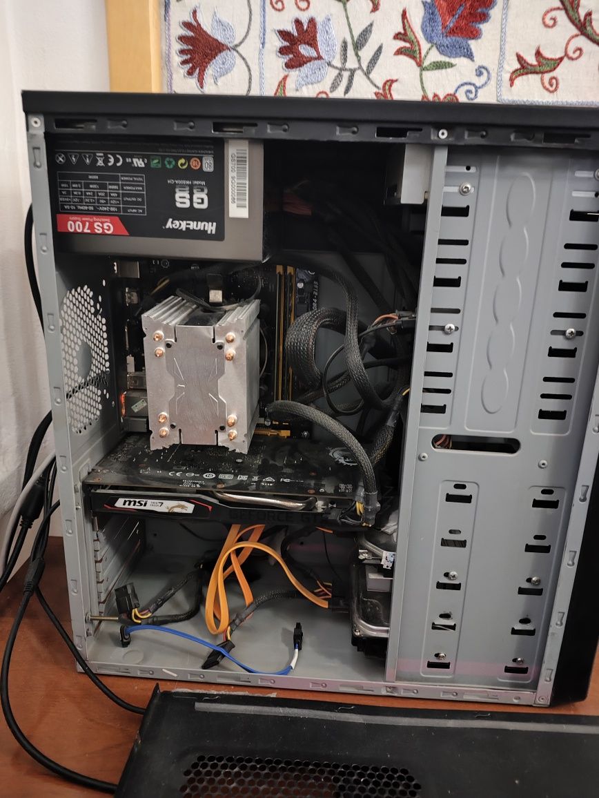 Компьютер core i5 7400, GeForce GTX 1650, 12Gb 256Gb.,