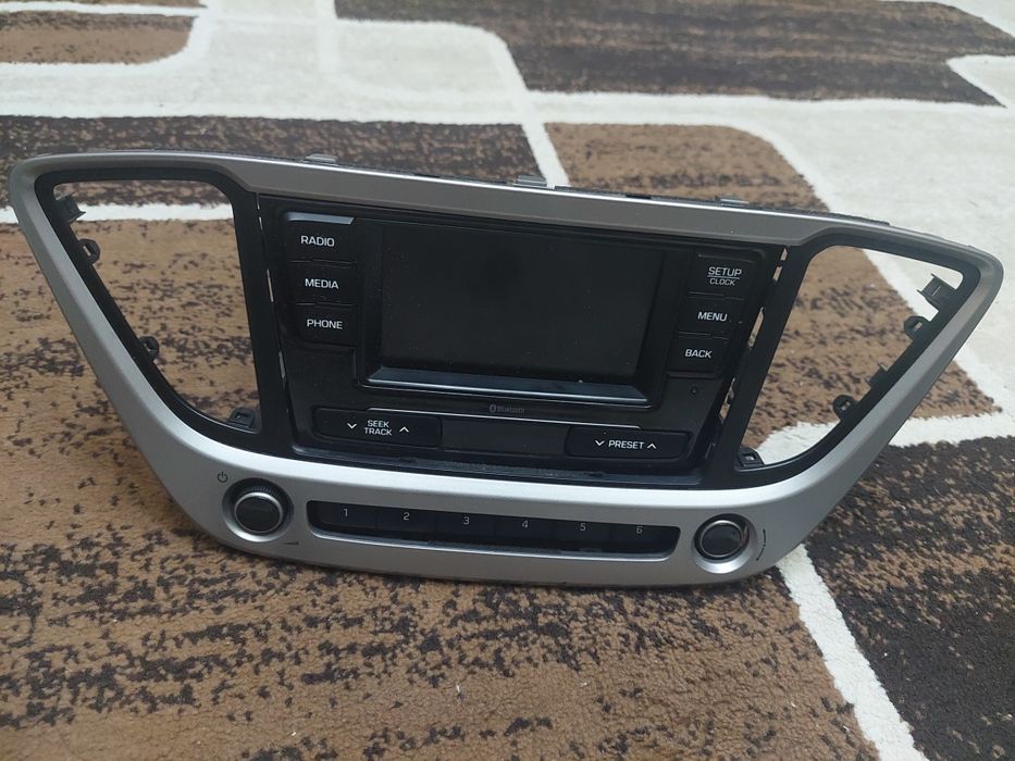 Продам штатную магнитолу для Hyundai Accent 2019 года