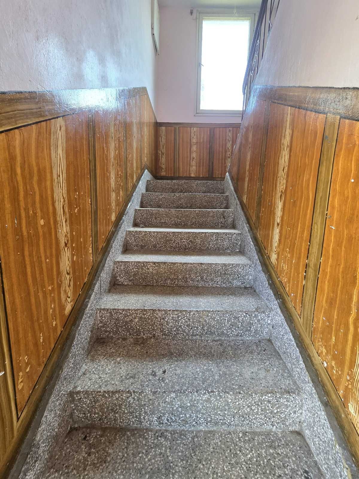 Къща гр.Кюстендил кв.Колуша