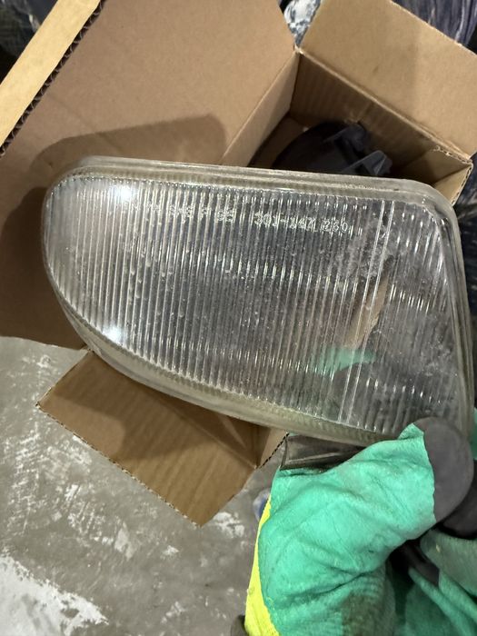 Продам запчасти на мерседес w210