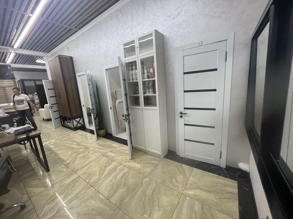 Сдается помещение вдоль дороги Толе би 100кв
