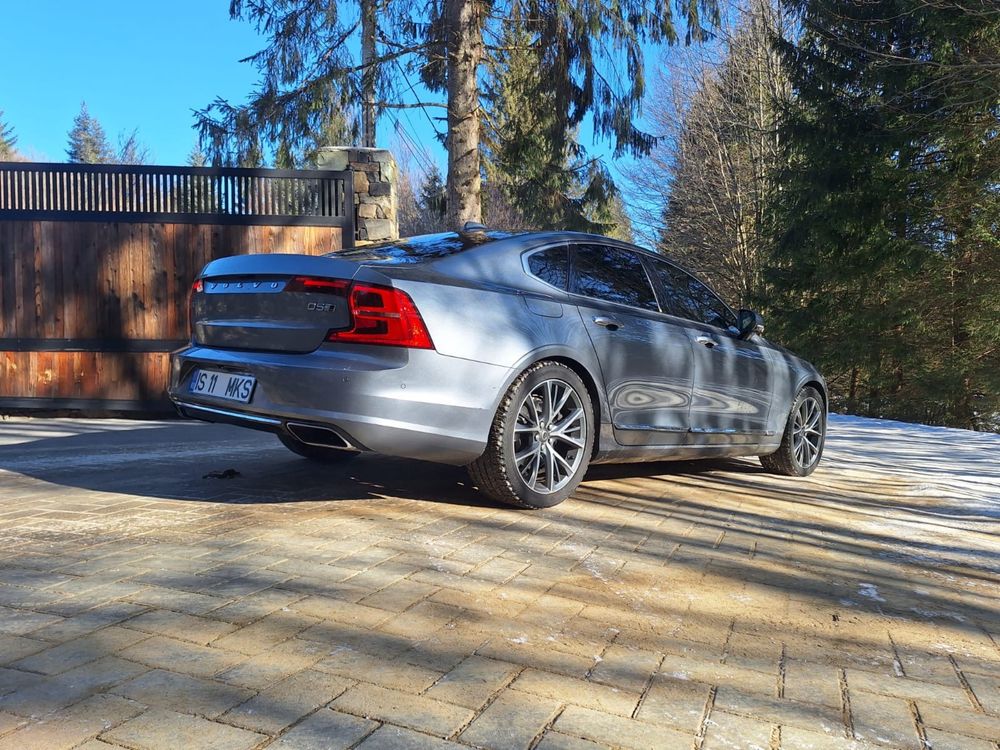 Volvo S90 D5 4x4 TVA deductibil