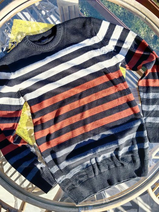 Суичър нов с етикет