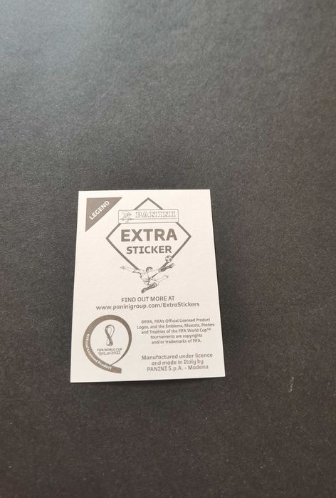 Стикер Panini World Cup 2022 Robert Lewandowski Extra Base