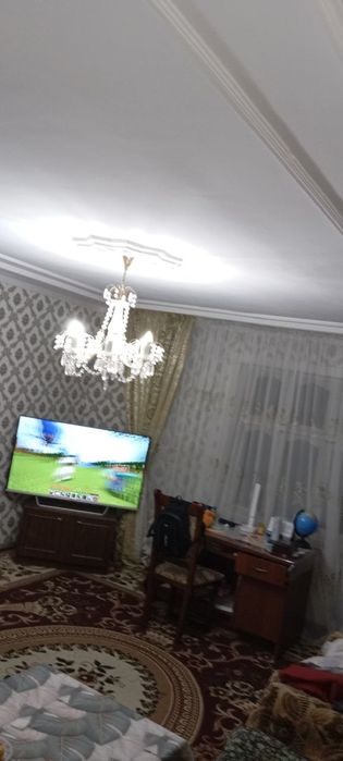 Дом 2 этажа, 7 соток 7 комнаты.