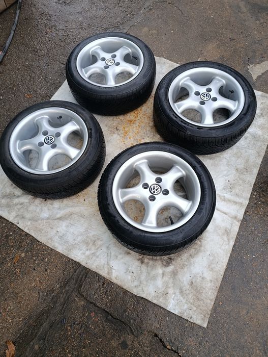 Диски на GOLF 3 (Гольф 3) с зимними шинами  (липучка)