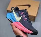 Дамски маратонки Nike Pegasus Trail 5 налични