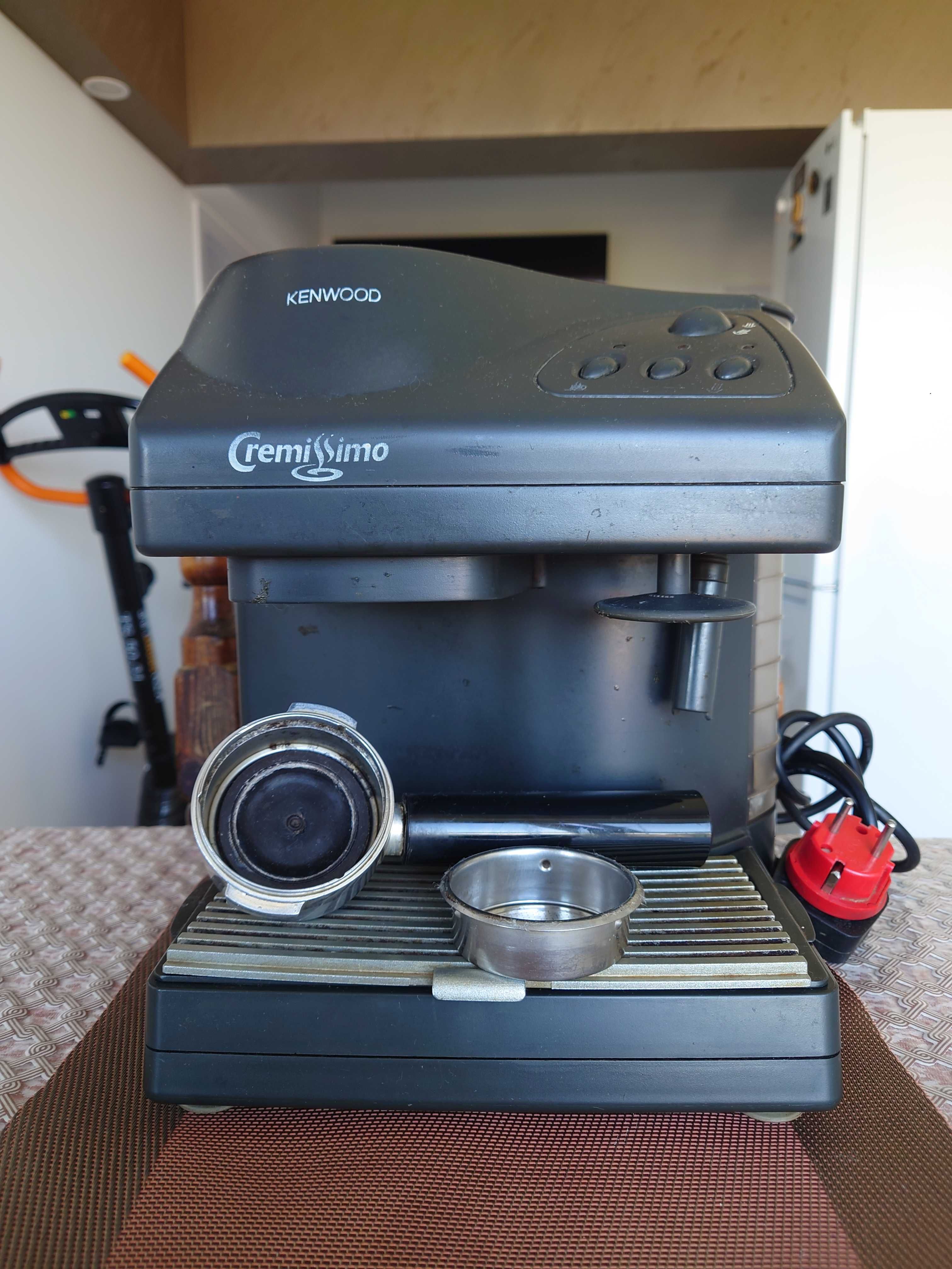KENWOOD-Еспресо кафе машина.Работеща.