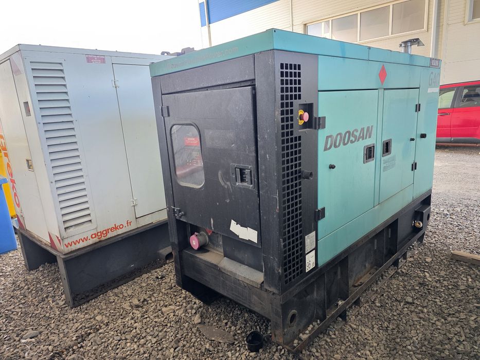 Generator Aggreko 36kw motor Mitsubishi