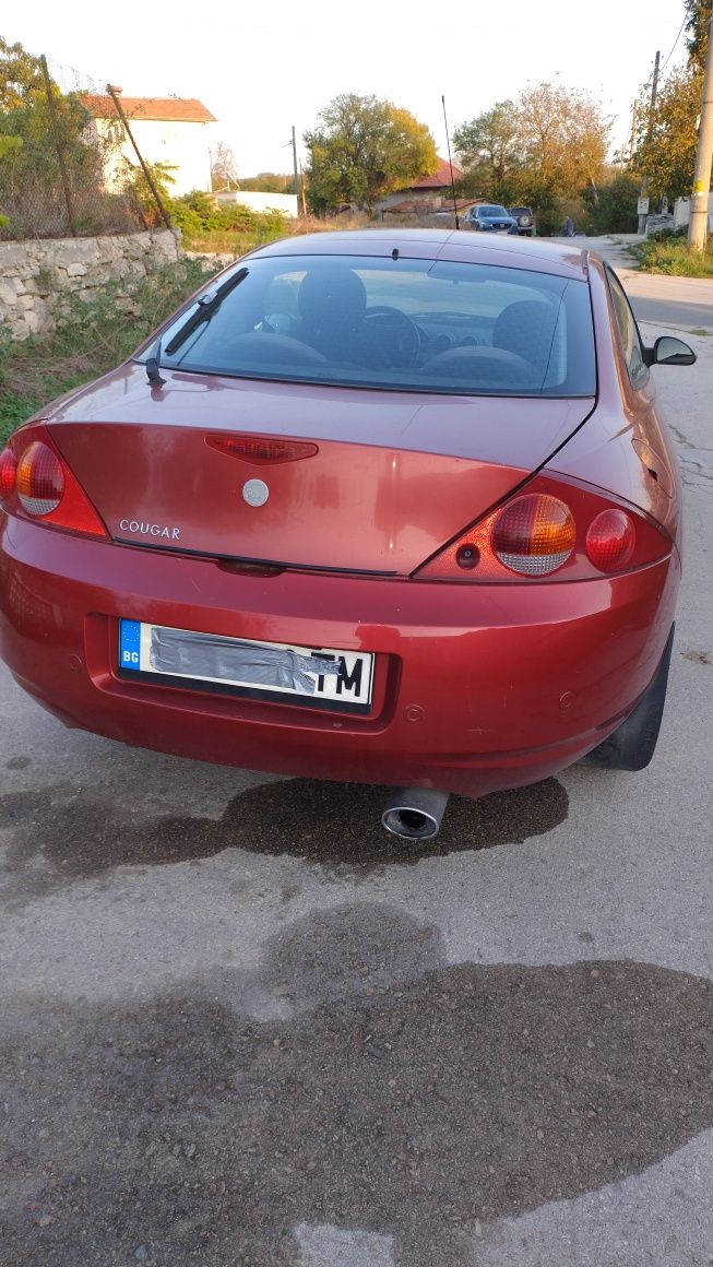 Продавам Ford Cougar