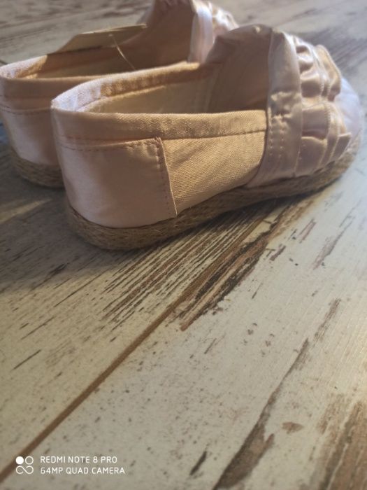 Нови детски обувки н 30