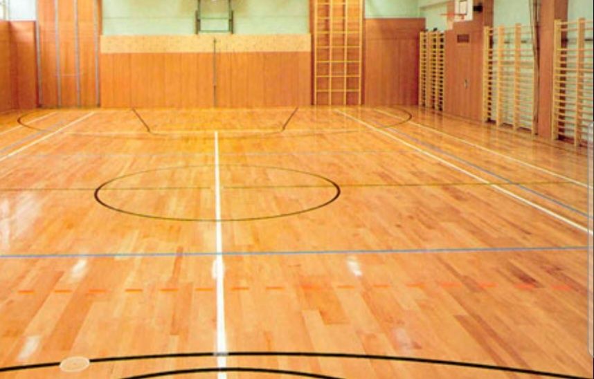 Спортивный линолеум и паркет монтаж