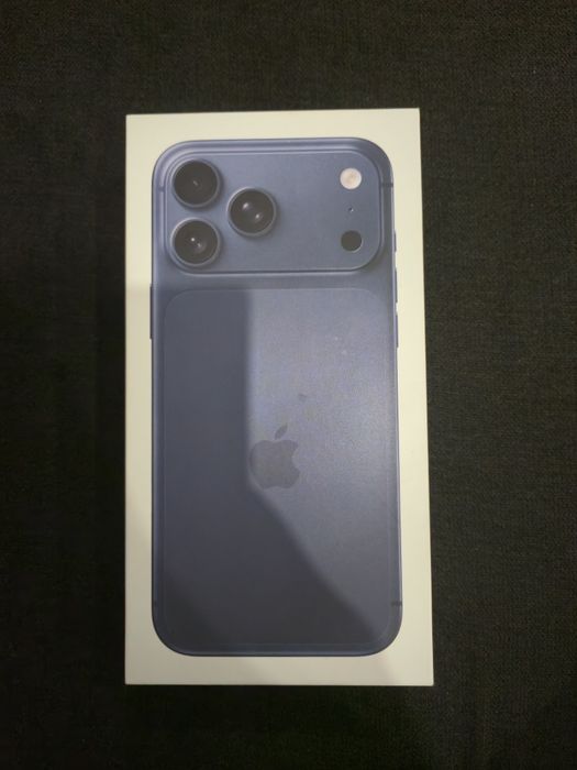 iPhone 17 Pro Max – 512GB – Albastru (Nou, Sigilat)