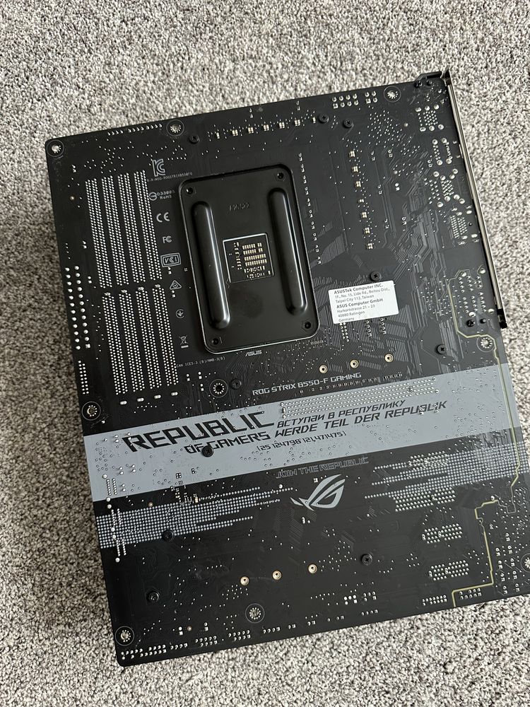 Asus ROG STRIX B550-F gaming,RAM cmw16gx4m2c3200c16,amd ryzen  5 1600