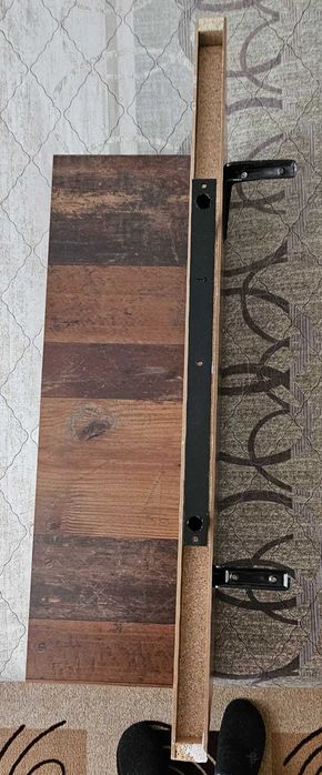 рафтове за стена 2 бр.