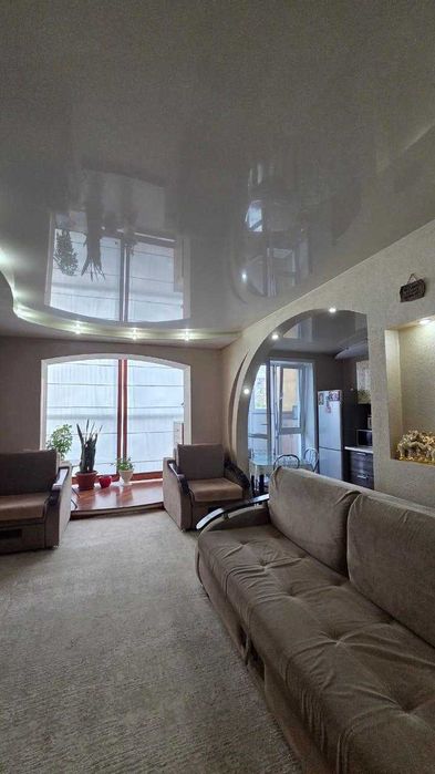 Продается  3 комн квартира на Ашимова,217