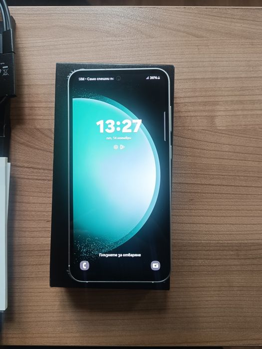 Samsung Galaxy S23FE 128GB - чисто нов!