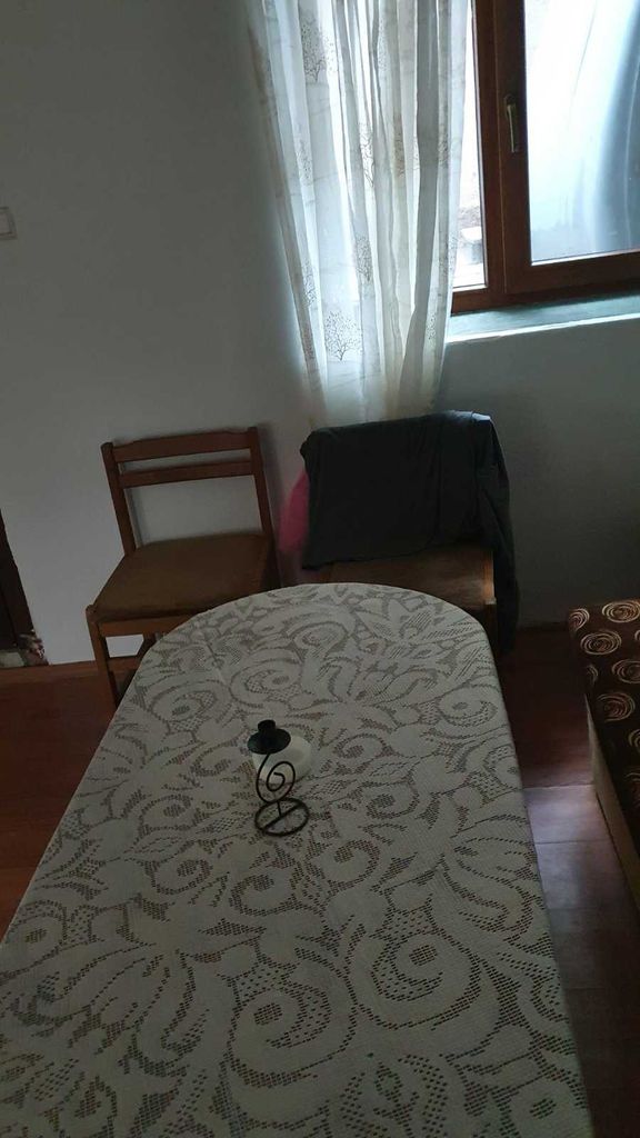 Дава се под наем Двустаен апартамент в Асеновград - 50 кв.м за 83000 € - Снимка #1