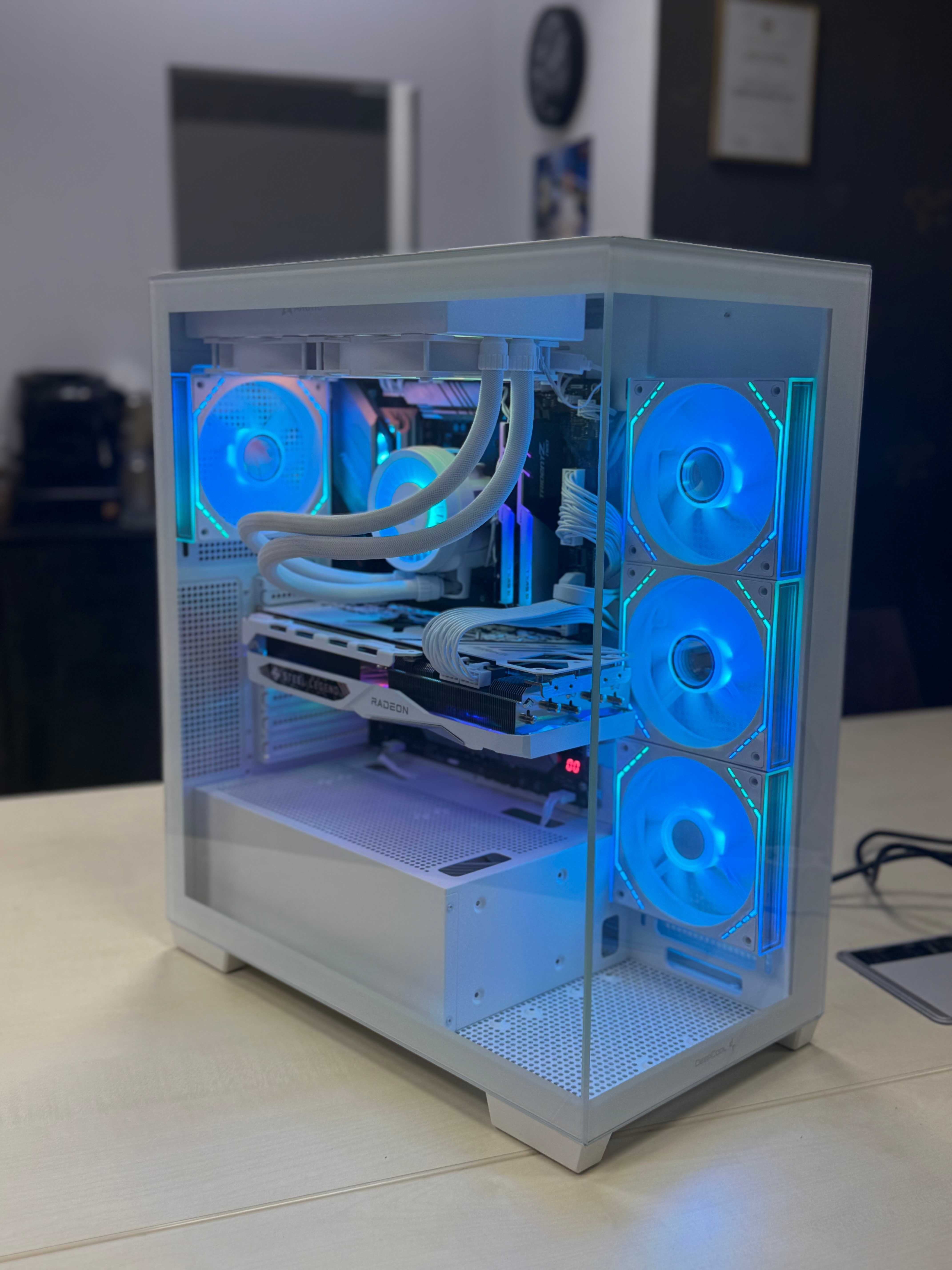 White Knight RGB Gaming PC/Ryzen 7 5700/32 GB RAM/ 1TB/7700XT 12 GB