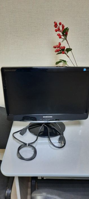 Монитор Samsung 19	''
