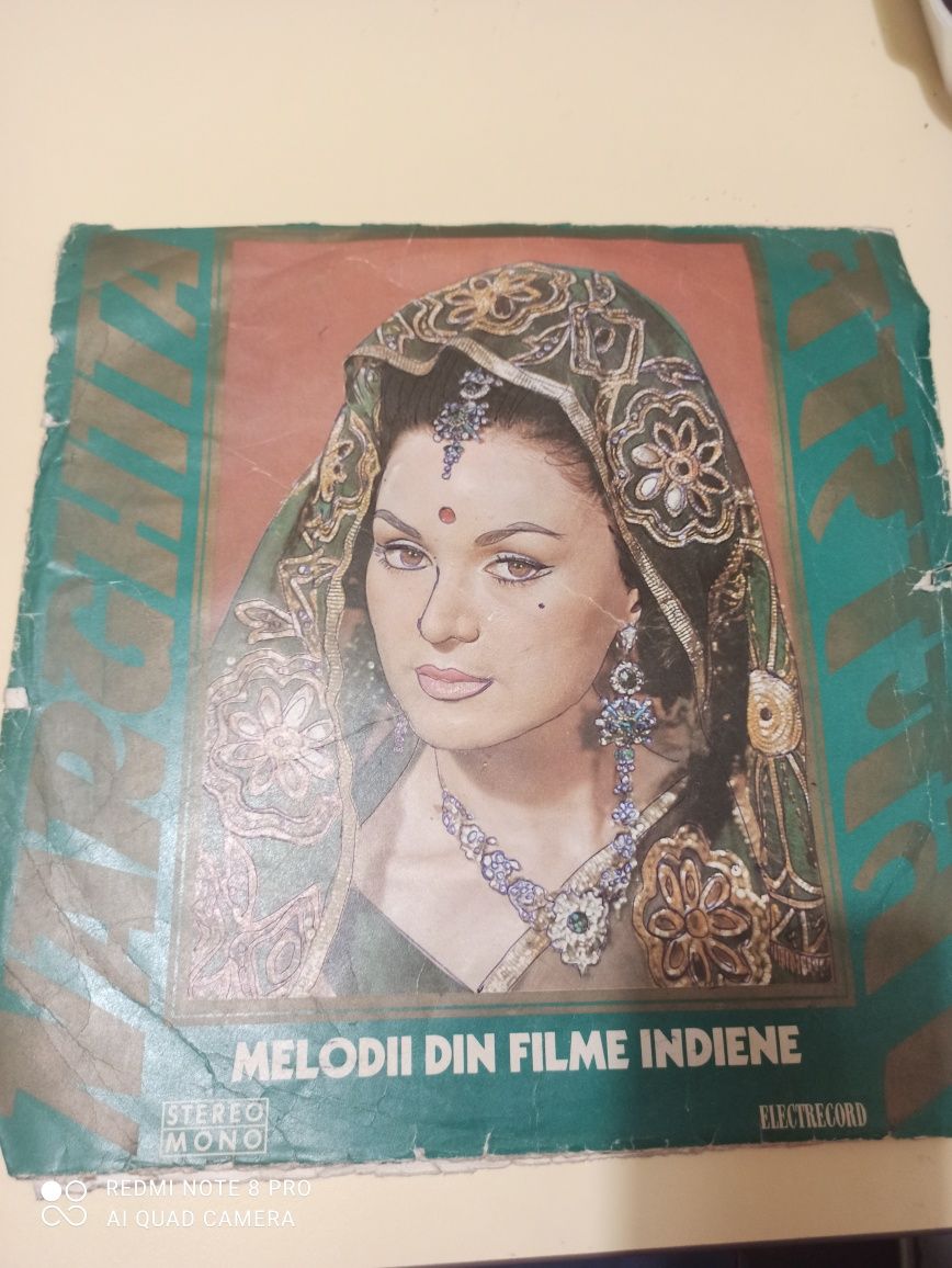 Disc vinil placa Narghita - melodii din filme indiene