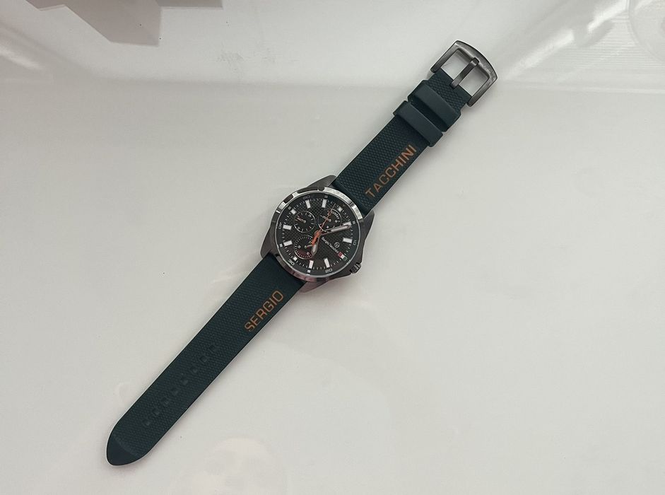 Часовник Sergio Tacchini