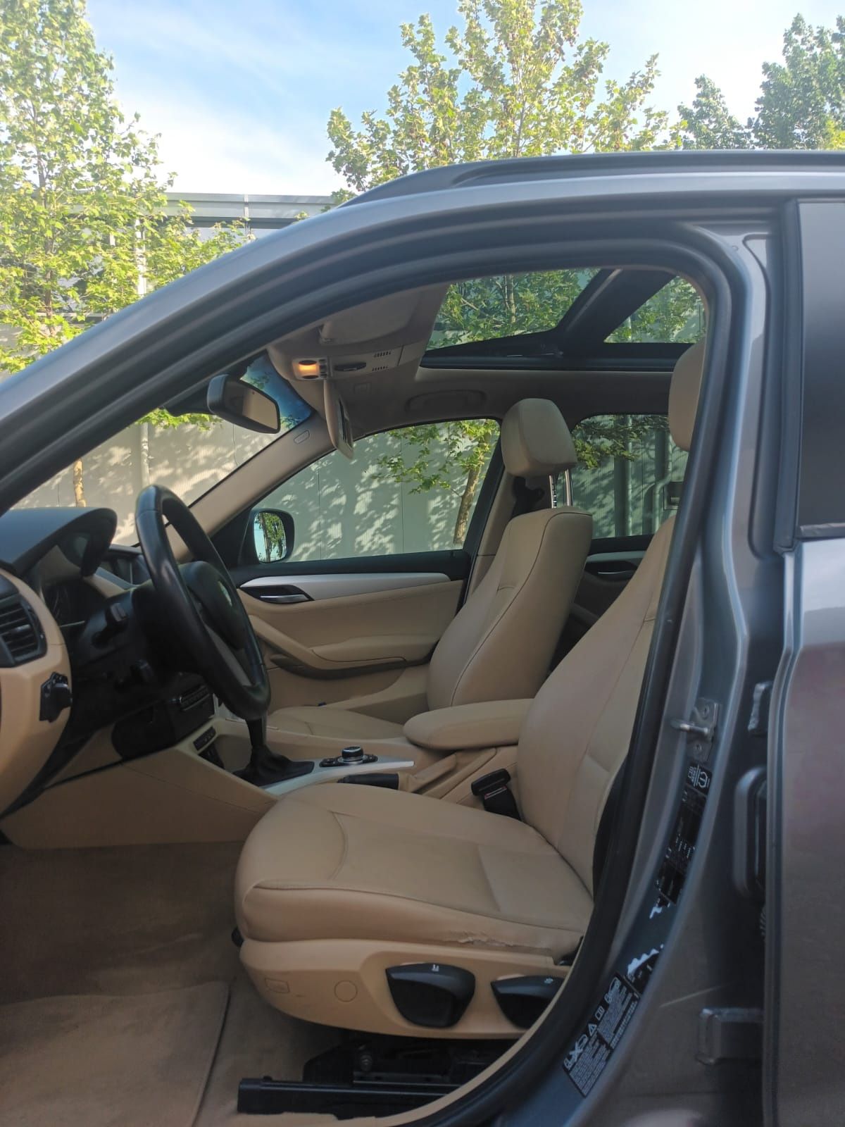 Vând BMW X1 X Drive