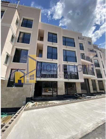 Продава се Тристаен апартамент в София, Витоша - 124 кв.м за 1982 €/кв.м - Снимка #11