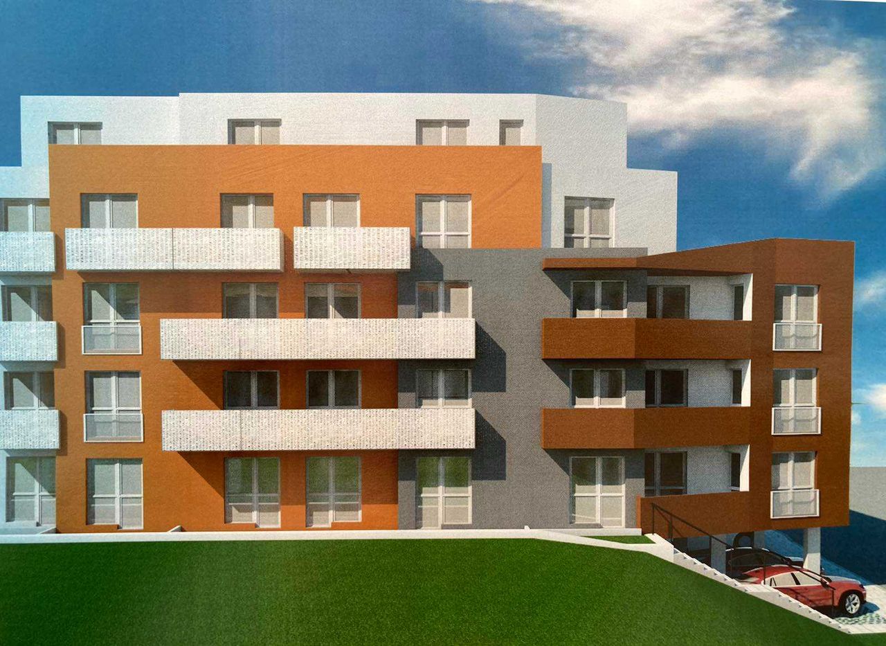 Продава се Тристаен апартамент в Шумен, Добруджански - 140 кв.м за 1143 €/кв.м - Снимка #1