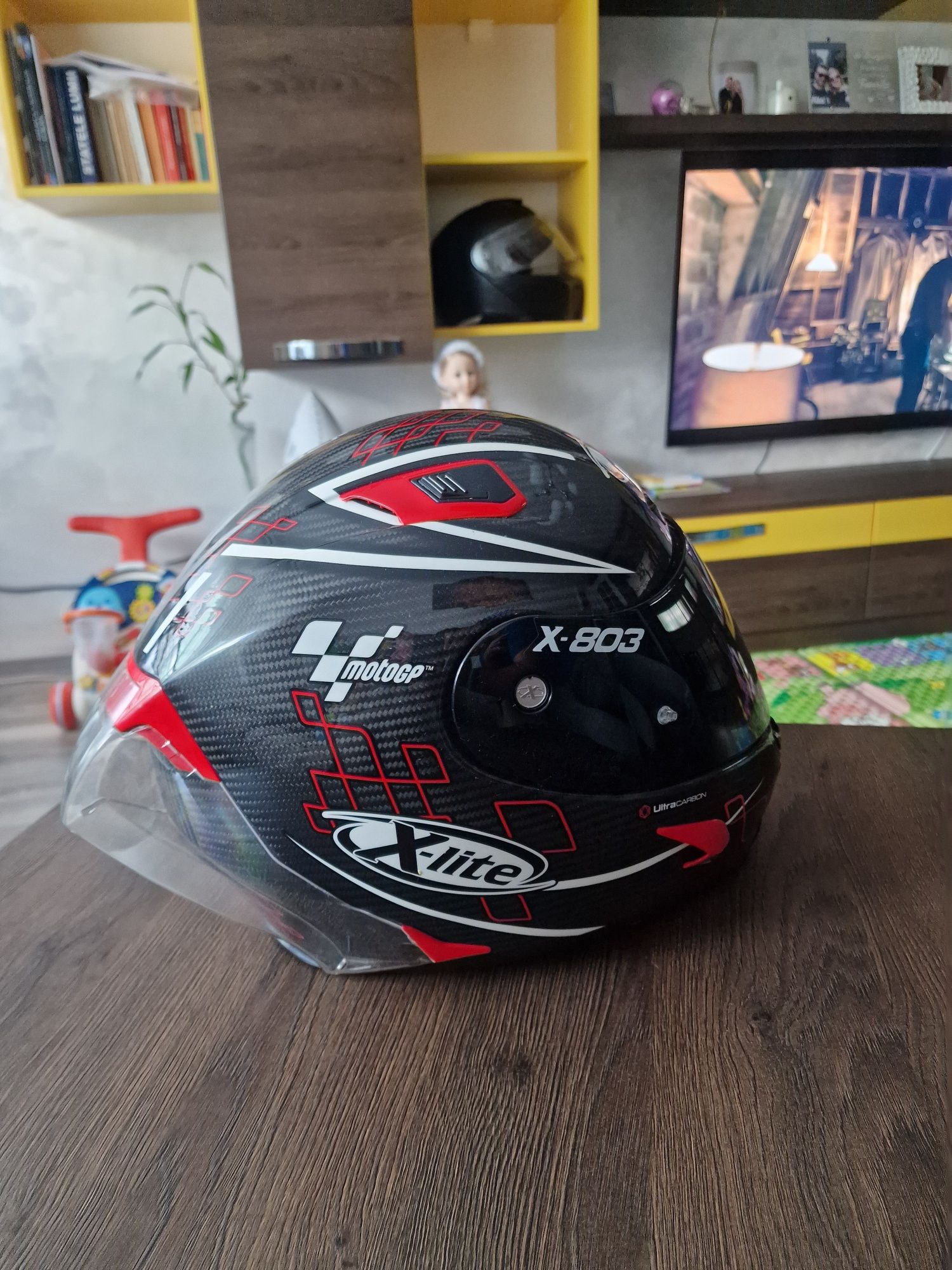 Vând casca moto X-Lite X-803 RS MotoGP