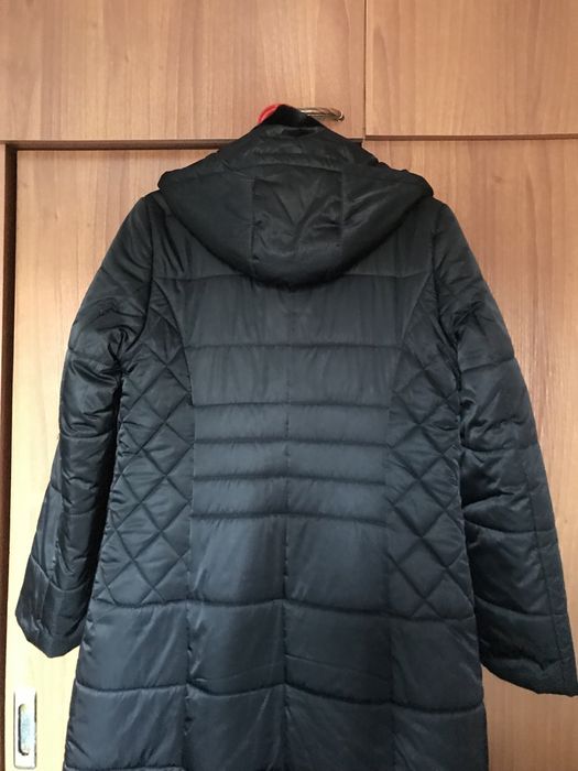 Ayollar kurtkasi 50 razmer