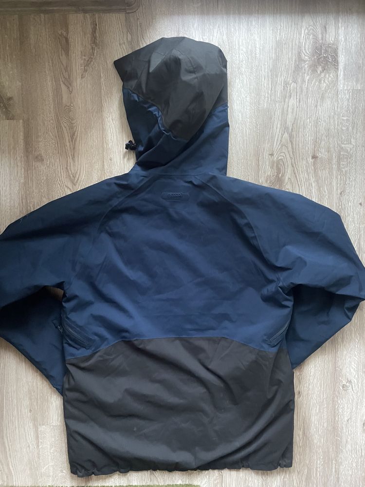 Alpha industires Musto Bergans Helly Hansen яке