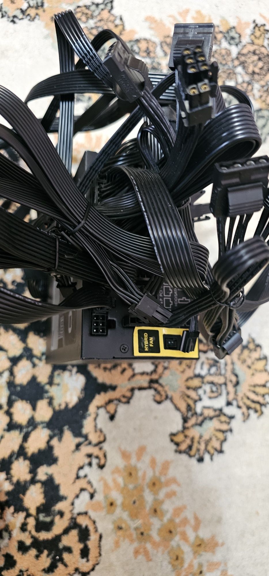 Sursa Cooler Master V-Series V1200, 80+ Platinum 1200W 500ron