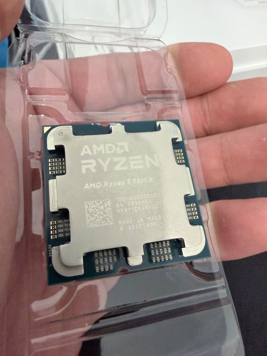AMD Ryzen 5 7600x