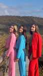 Vand costume femei diverse marimi/modele/culori