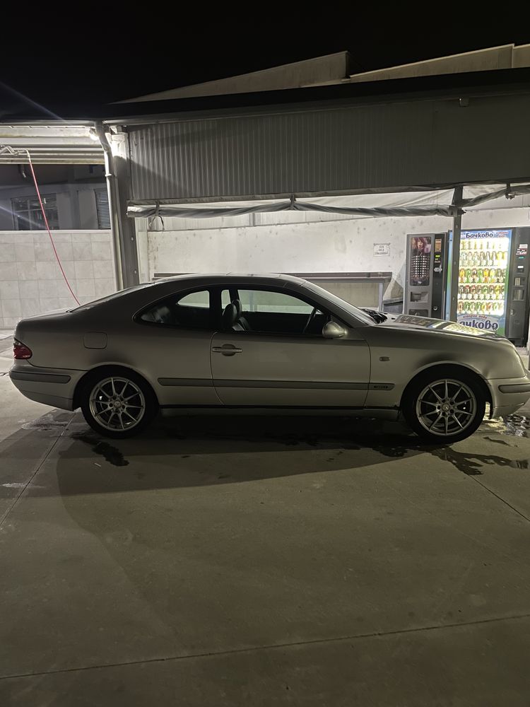 Mercedes CLK230 Ръчка 5 за части