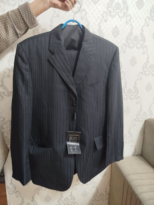 Мужской костьюм тройка