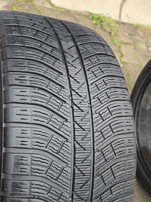 275 40 21 Michelin