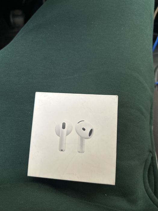 Vand casti airpod 4 sigilate