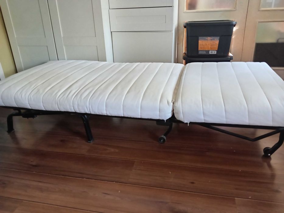 разтегателно единично кресло LYCKSELE икеа