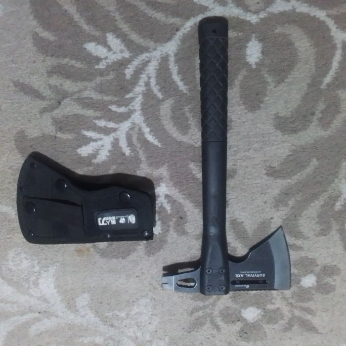 Продам топорик туристический 15000