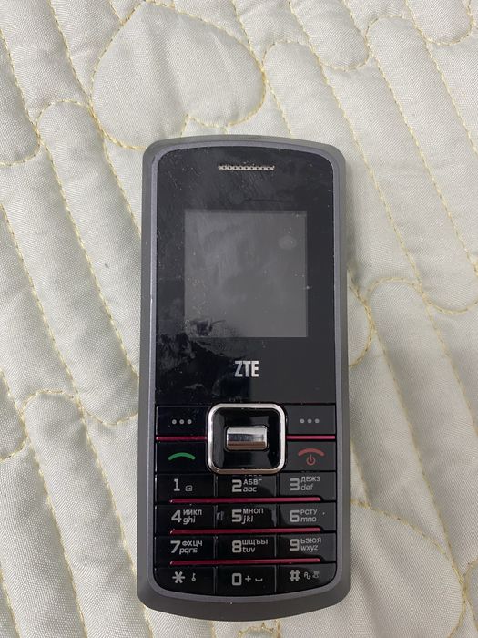 Продам ZTE сотовый в идеале