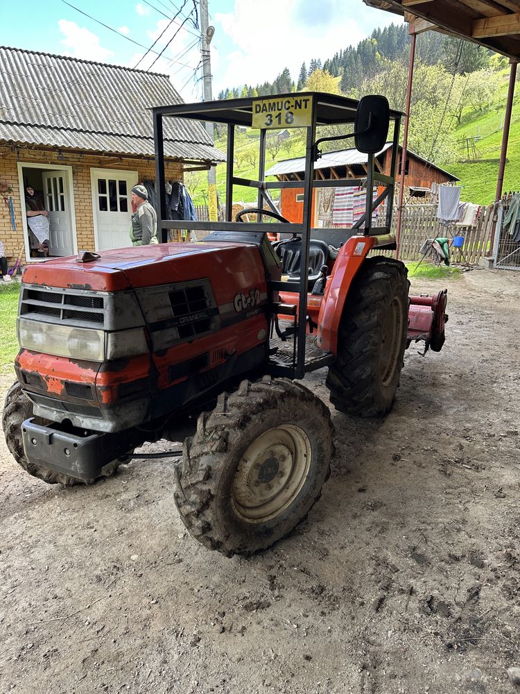 Vând tractor kubota gl 32